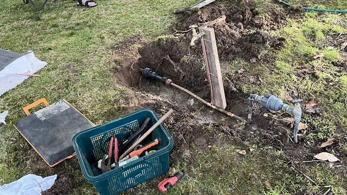 Underground pipe repair and drainage access, Chelsea